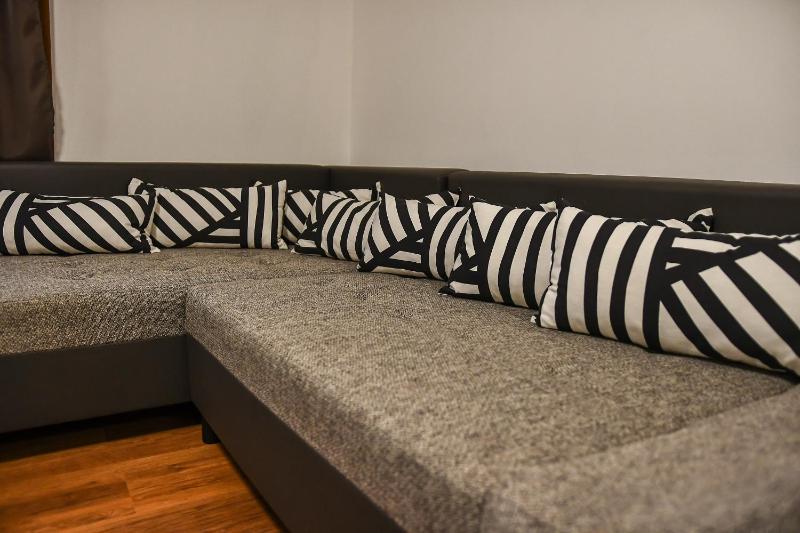 Large Double or Twin Room image 2