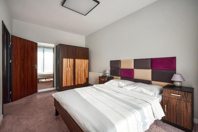 Premium Double or Twin Room image 4
