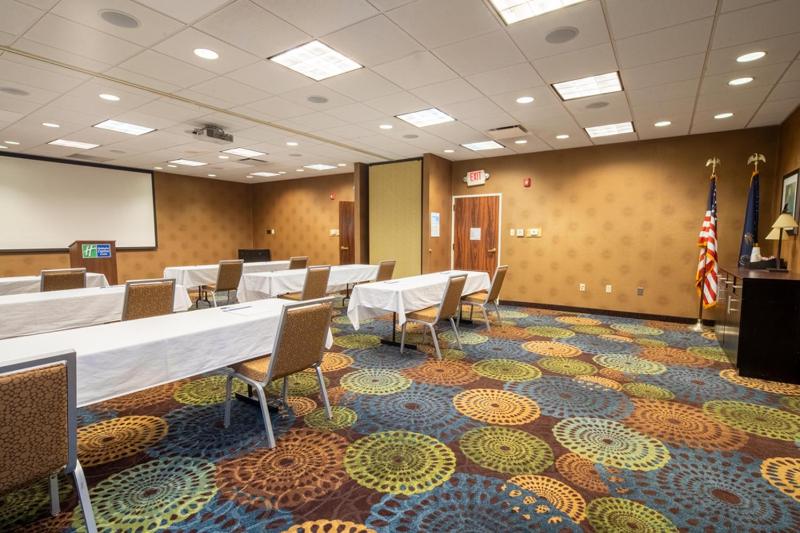 Holiday Inn Express Hotel & Suites Pittsburgh Airport By IHG - image 22