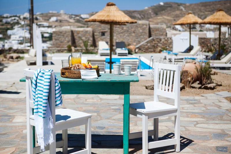 Amperian Mykonos Suites & Villas - image 12