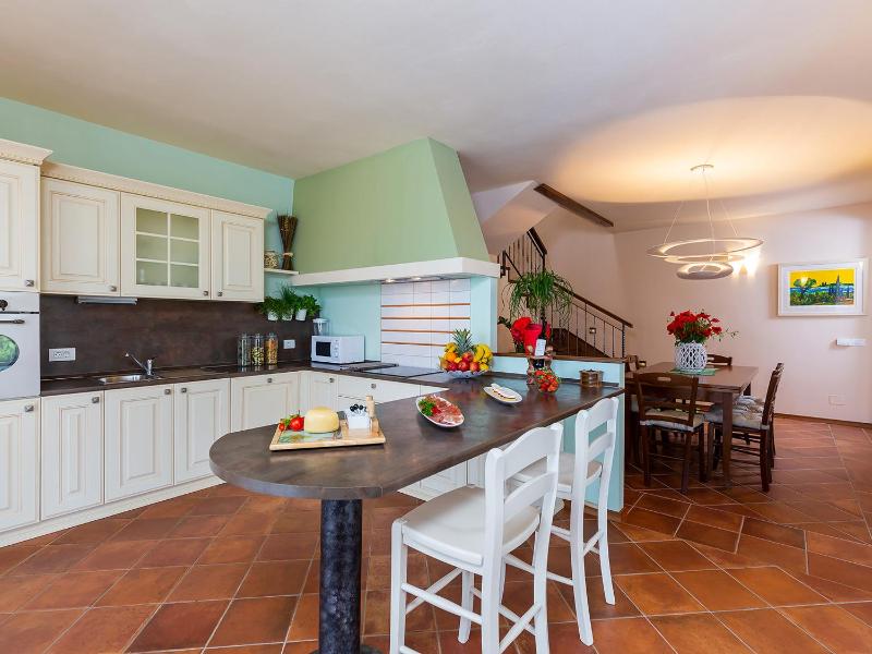 Villa Salvea with heated pool - image 24