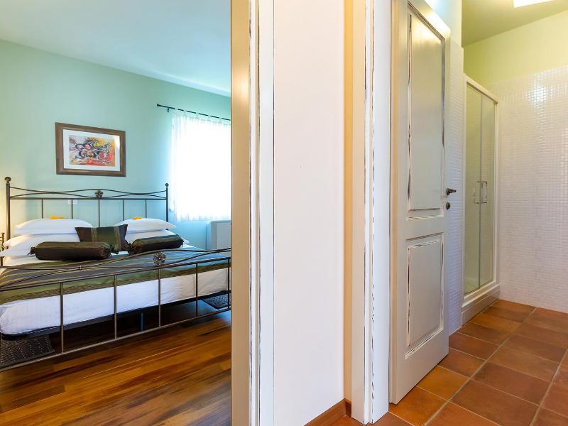 Villa Salvea with heated pool - image 43