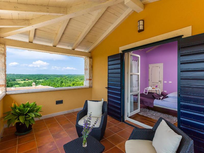 Villa Salvea with heated pool - image 15