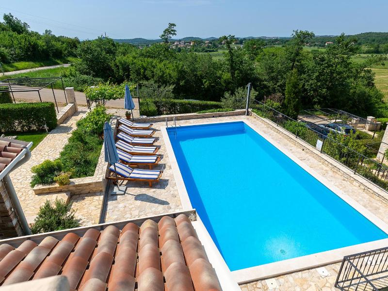 Villa Salvea with heated pool - image 33
