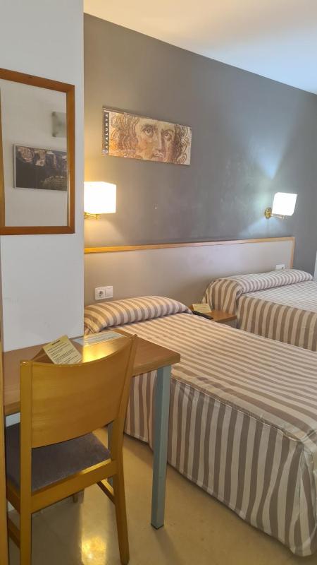 Hotel Cosmos Tarragona - image 33
