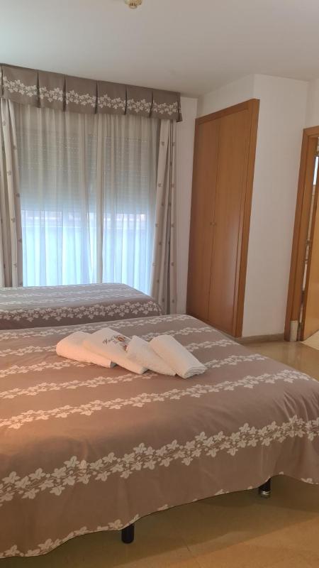 Triple Room with Balcony image 1
