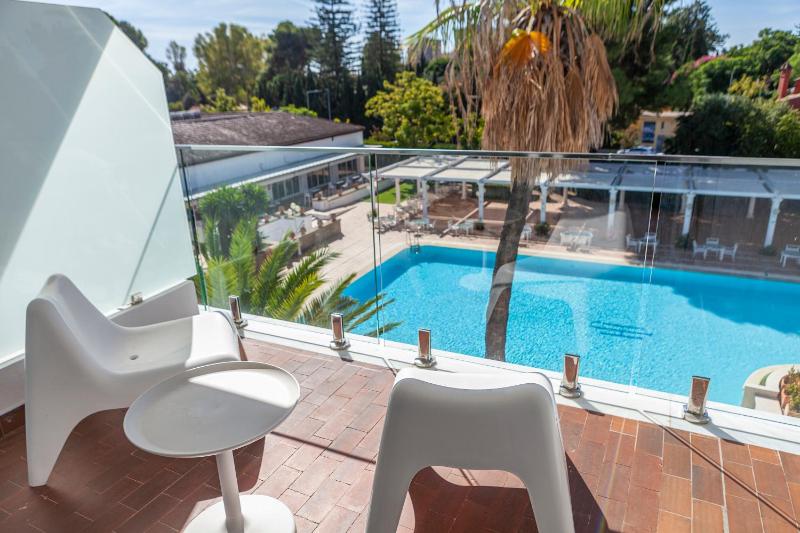 Double or Twin Room with Pool View image 3