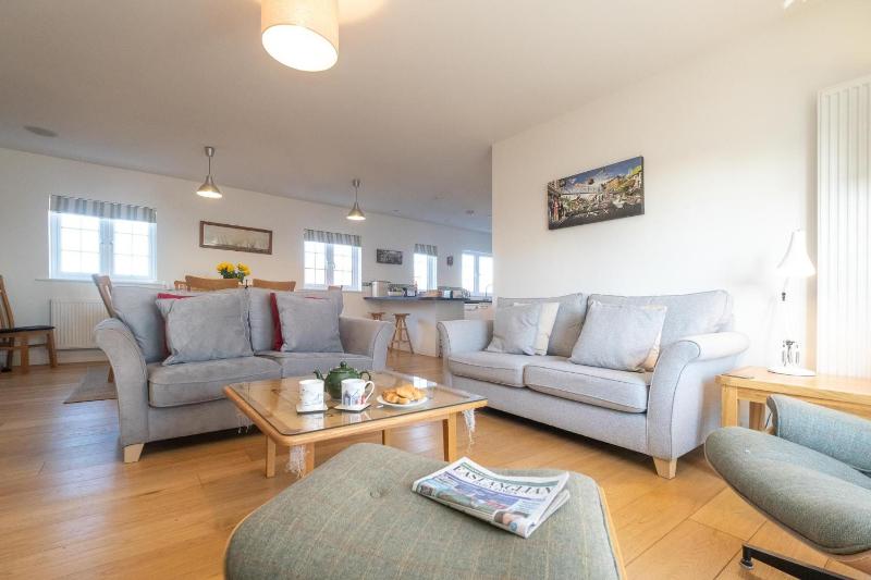 Gun Lodge - Aldeburgh Coastal Cottages - image 8