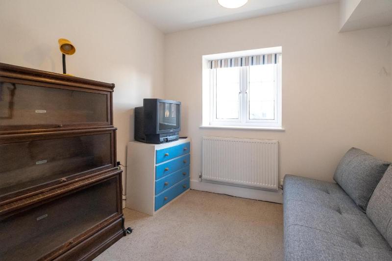 Gun Lodge - Aldeburgh Coastal Cottages - image 3