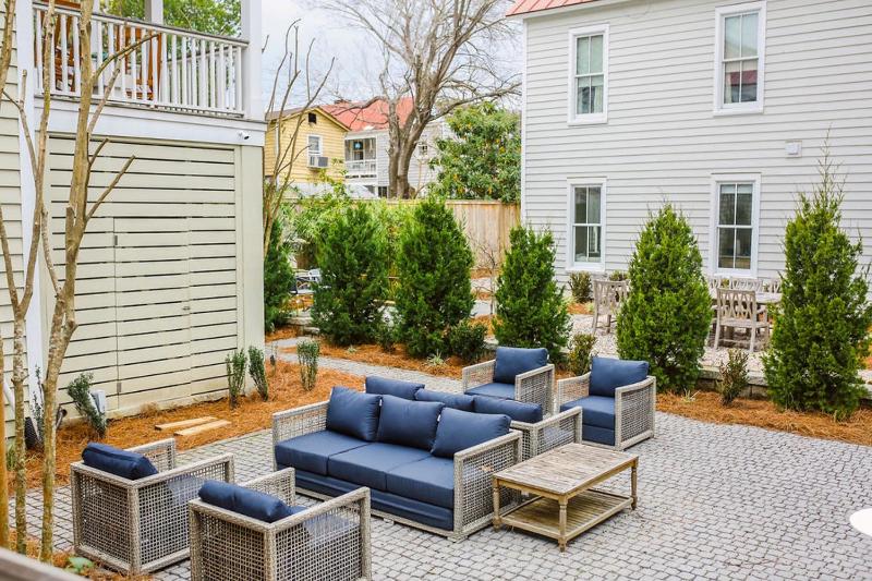 Guesthouse Charleston WEST 62 - image 38