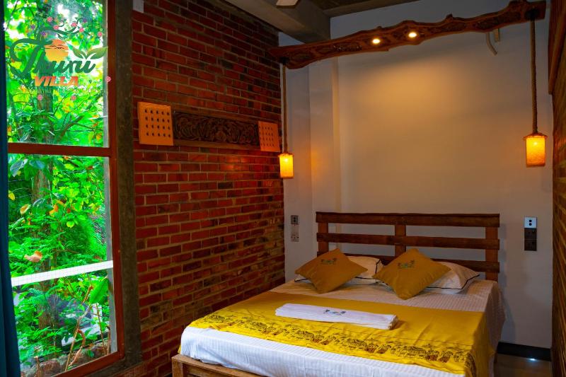 THURU VILLA - image 16