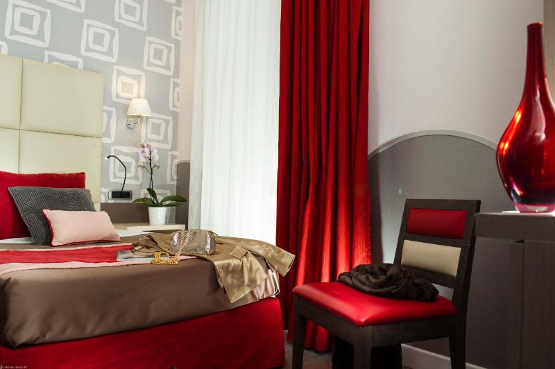 Economy Double Room image 2