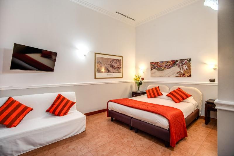 Quadruple Room image 2