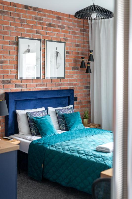 Double Room with Private Bathroom and Air Condition image 1