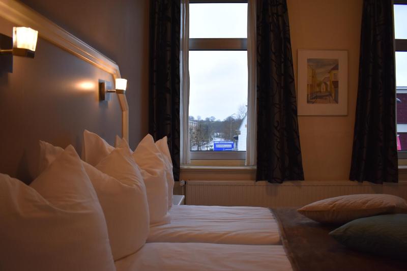 Smaller Budget Double Room image 3