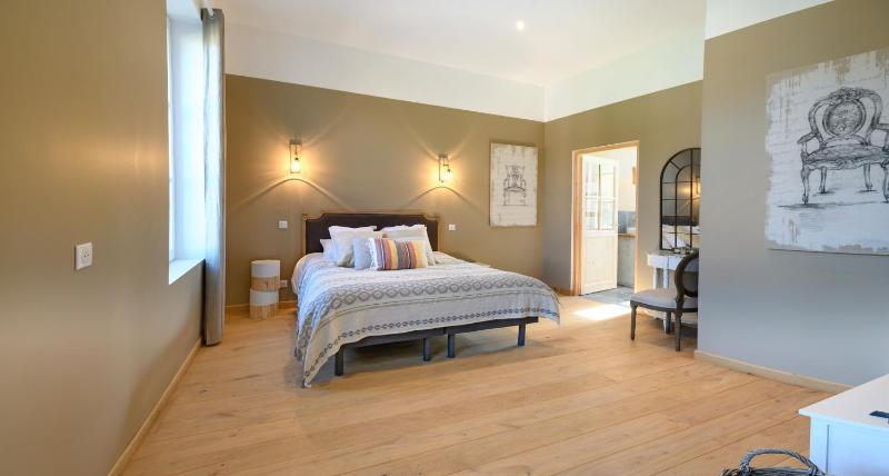 Suite image 1