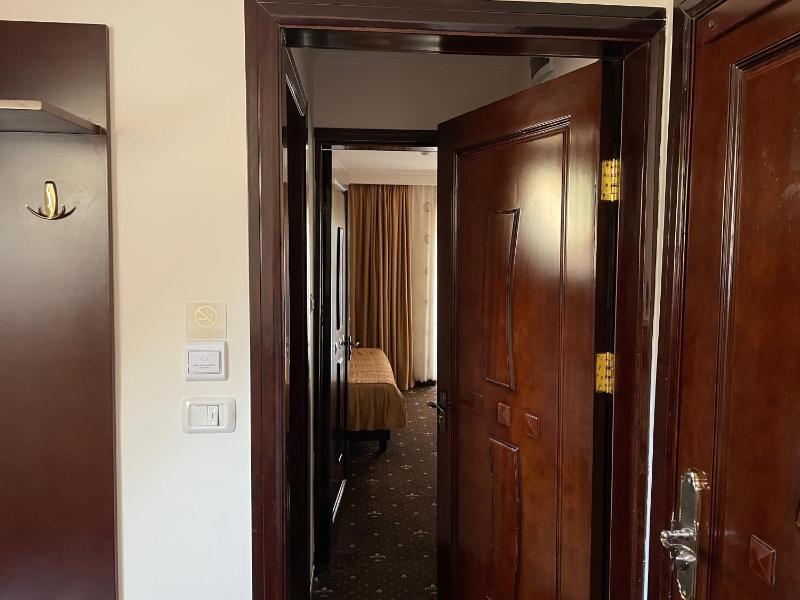 Two-Bedroom Family Suite (2 Adults + 2 Children) image 4