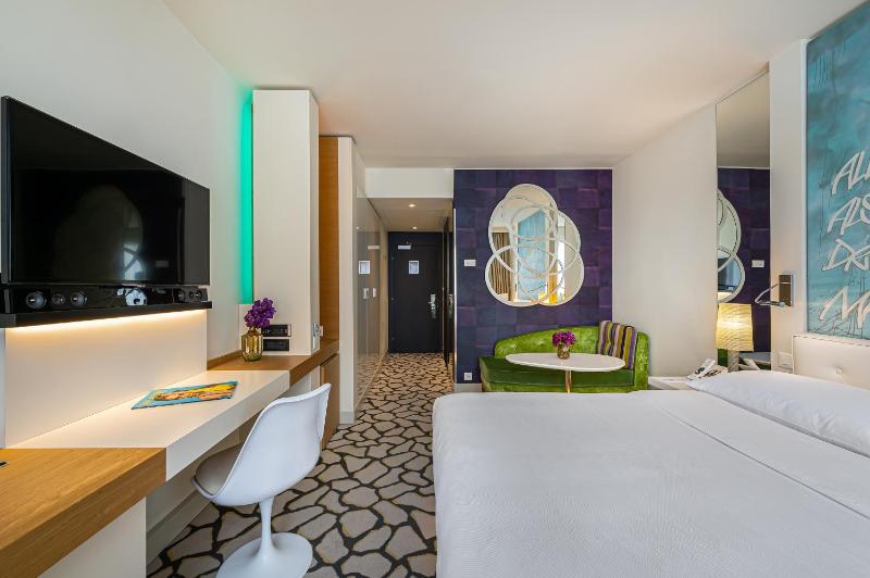Standard Double or Twin Room image 3