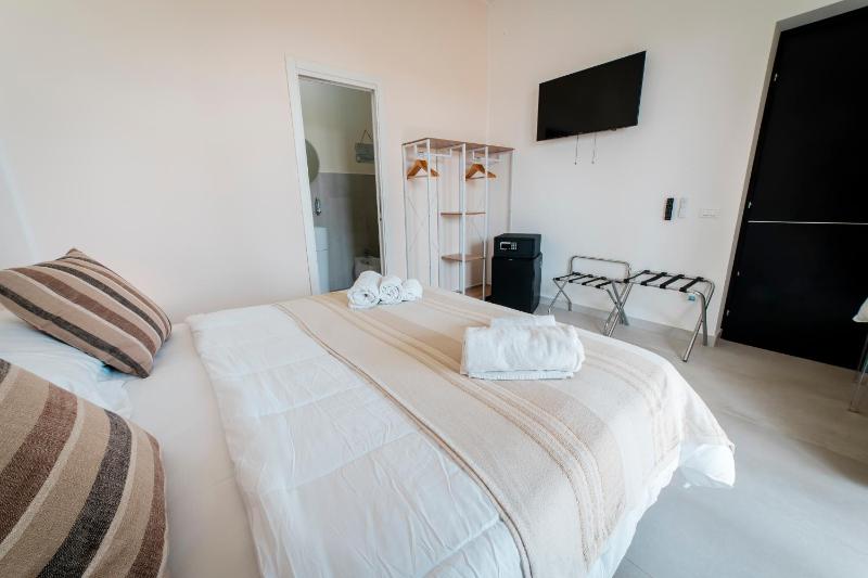 Double Room with Private Bathroom image 4