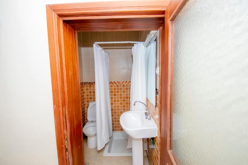 Fleur Guest House - image 13