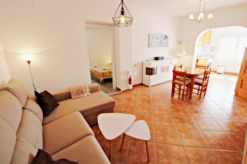 Sol Mar - sea view holiday home with private pool in Benissa - image 9