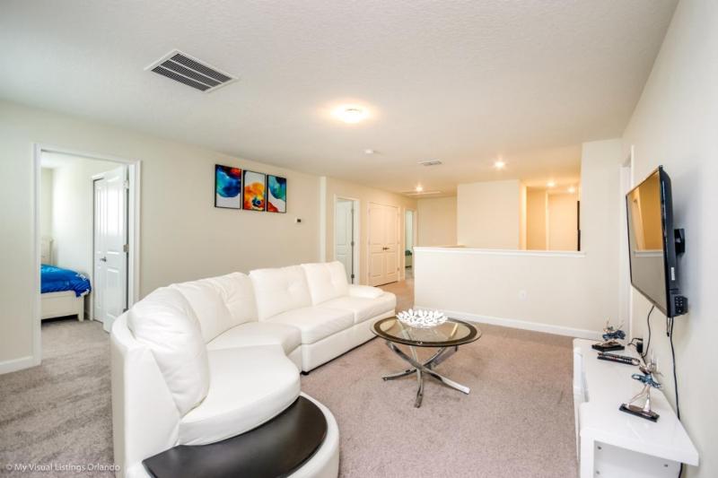 Ultimate Family Getaway Sleeps 26 Heated Pool & Entertainment - image 41