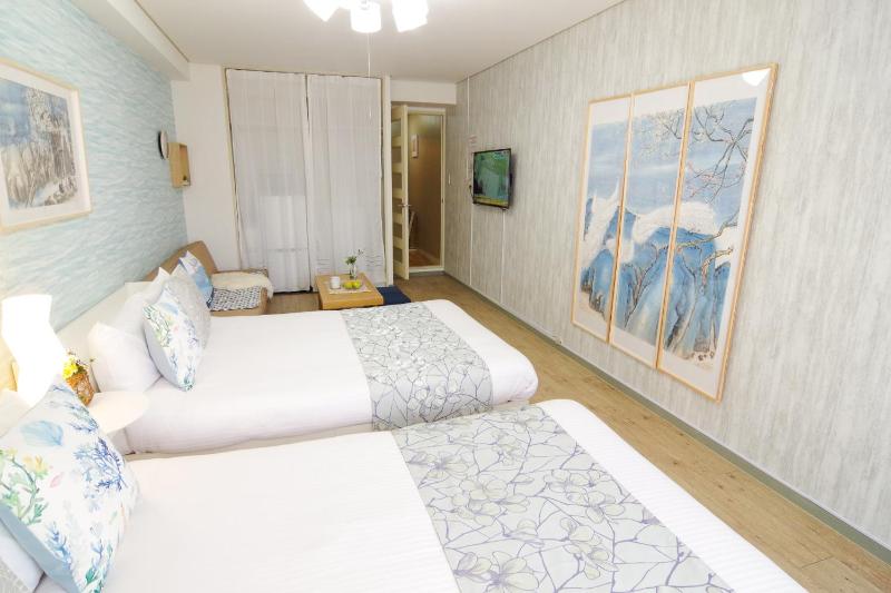 Nippombashi Art Hotel 506 - image 12