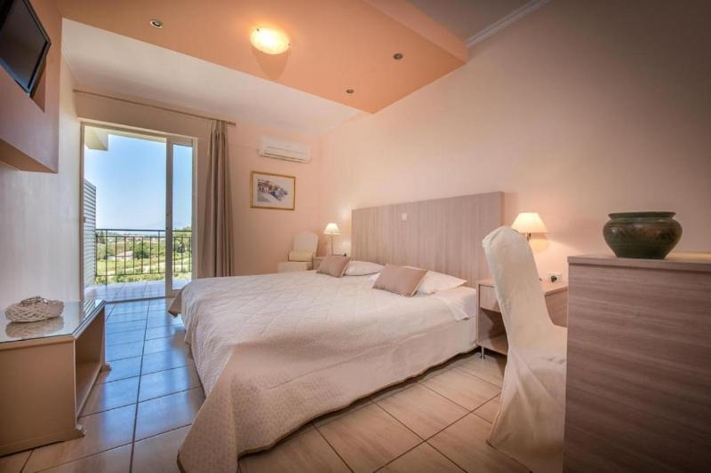 Double or Twin Room with Panoramic View image 1