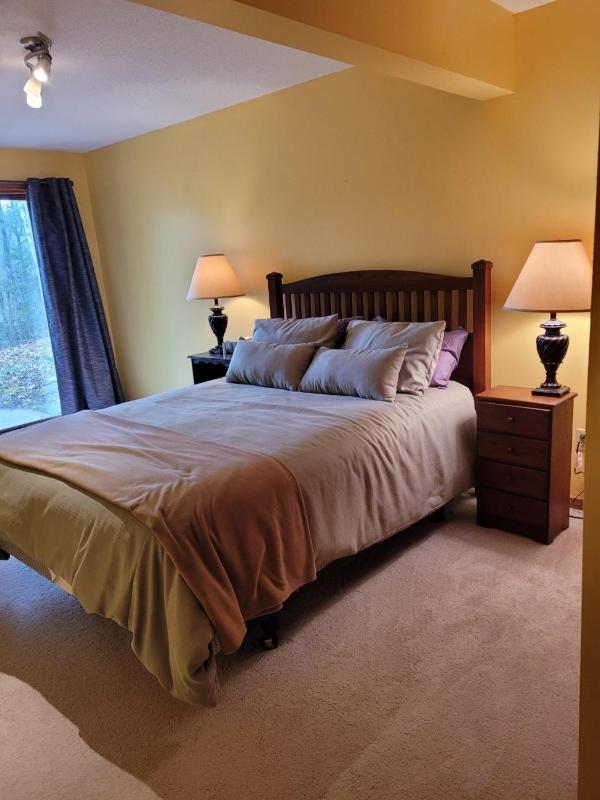 Two-Bedroom House image 4