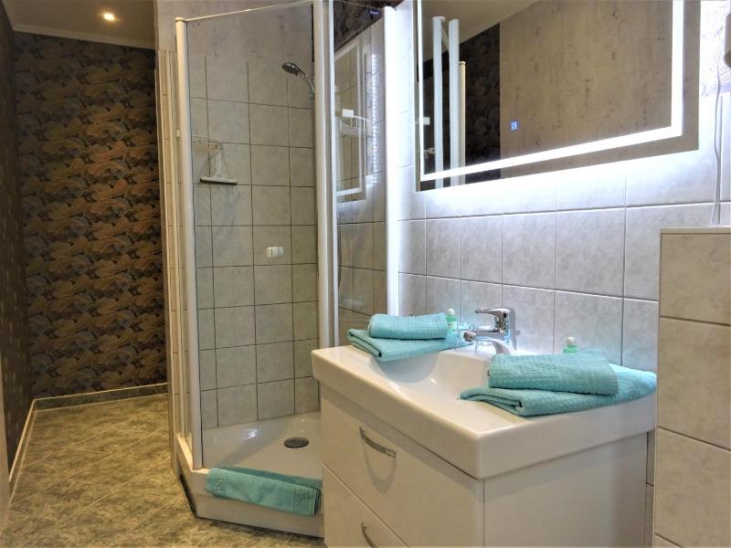 Double Room image 2