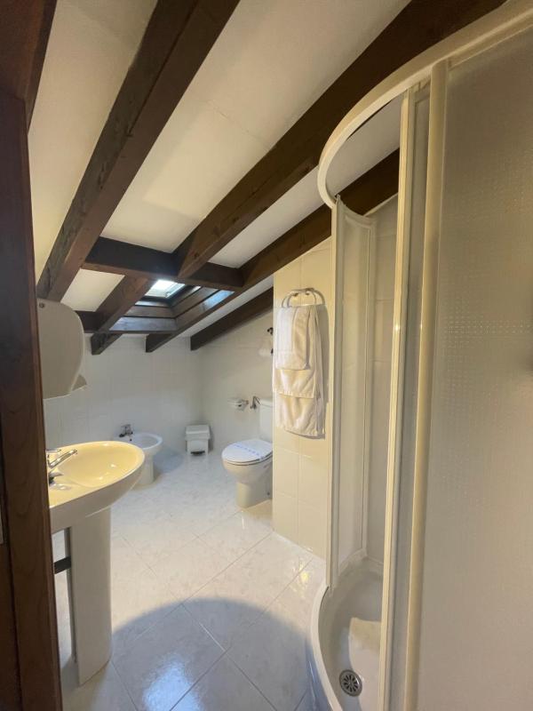 Double Room - Attic image 2
