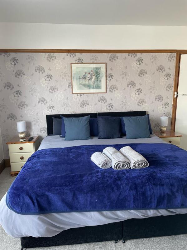 Whiteways Guest House - image 5