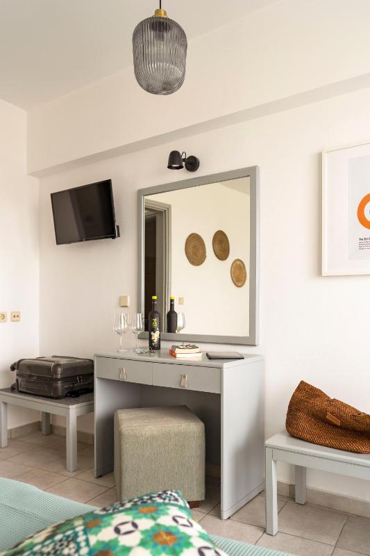 STAY Hotel Rhodes - image 4