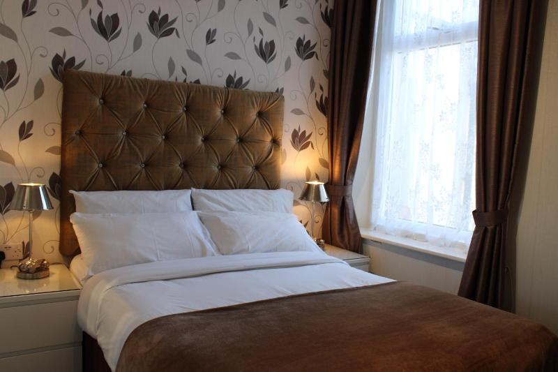Standard Double Room - First Floor image 1