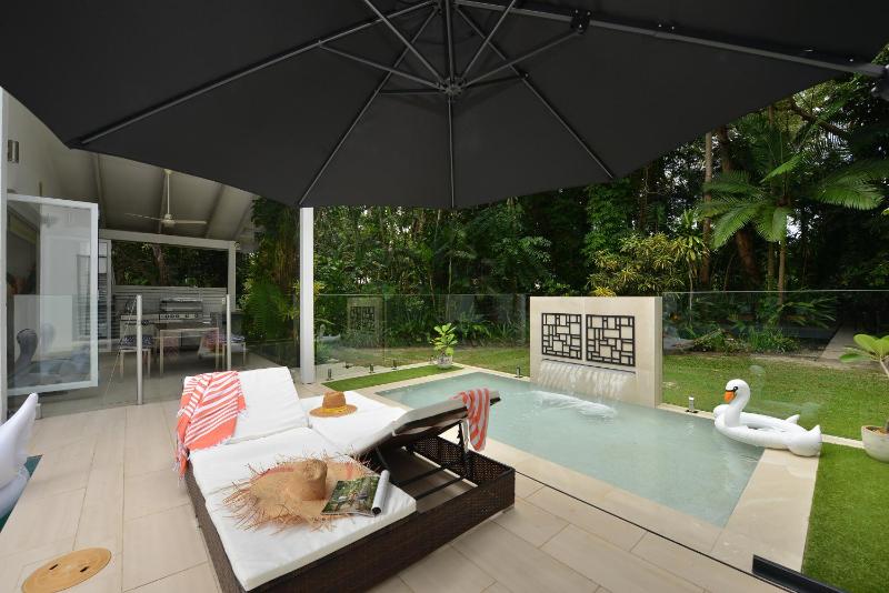 Pavilions in the Palms Heated Pool Short Path To Beach Five Bedrooms Sleeps 14 - image 41