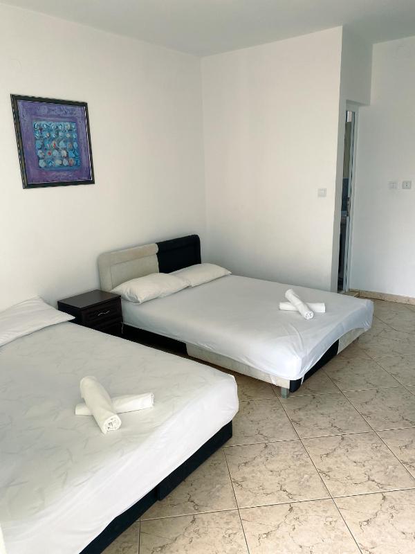 Studio with Sea View image 3