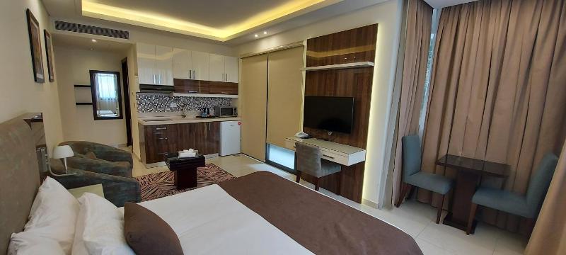 Deluxe Double Room with Sea View image 4