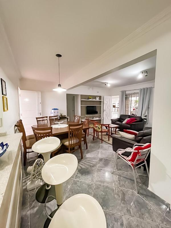 CASA PRAIA DA PINHEIRA - image 25
