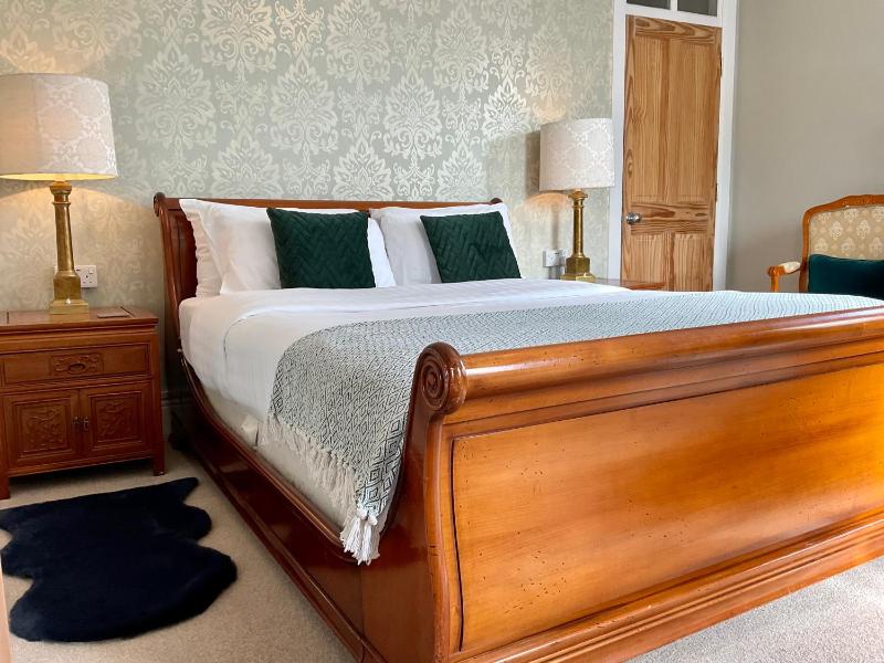 King Room image 1