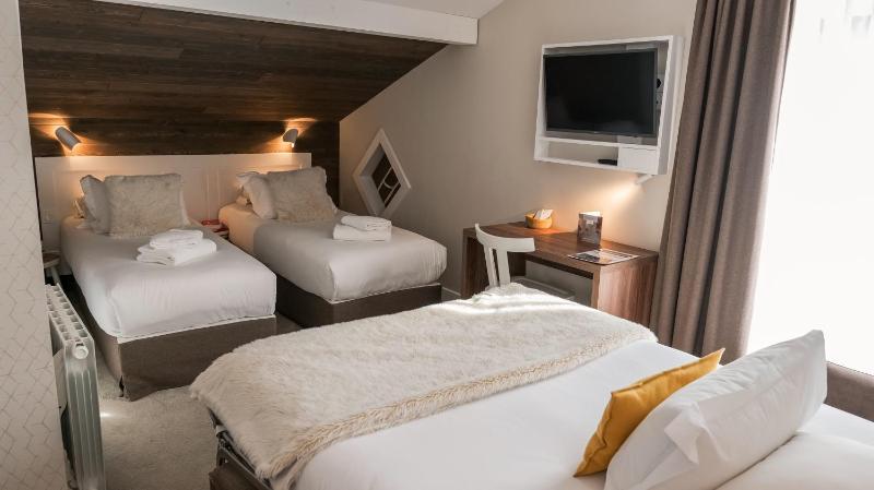 Triple Room image 3