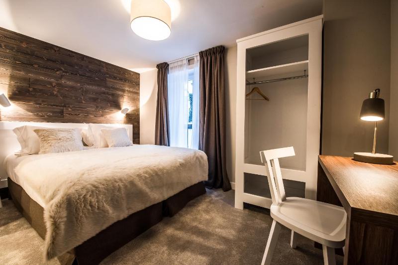 Superior Double Room image 1