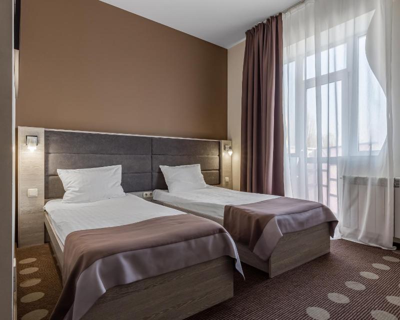 Standard Double or Twin Room image 1