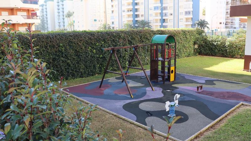 Moderno apartamento. La mejor urbanización Gandia. - image 37