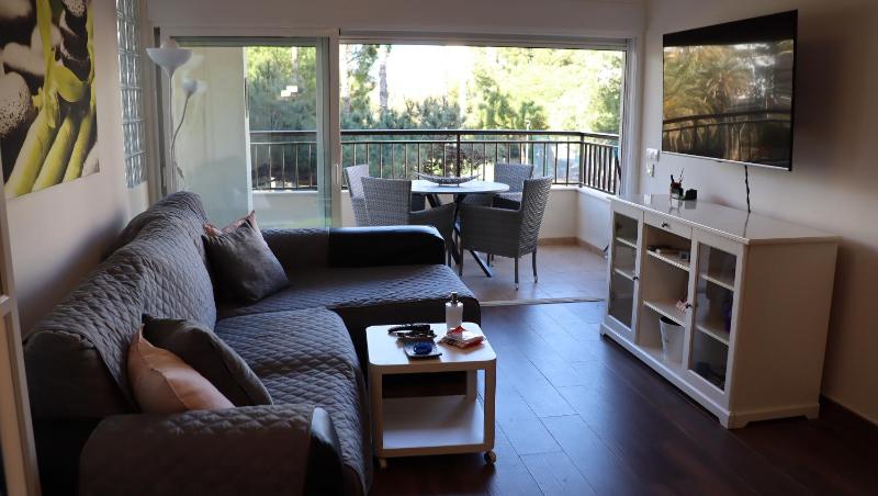 Moderno apartamento. La mejor urbanización Gandia. - image 33
