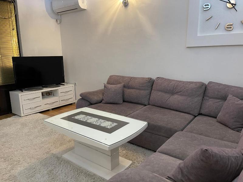 Two-Bedroom Apartment image 4