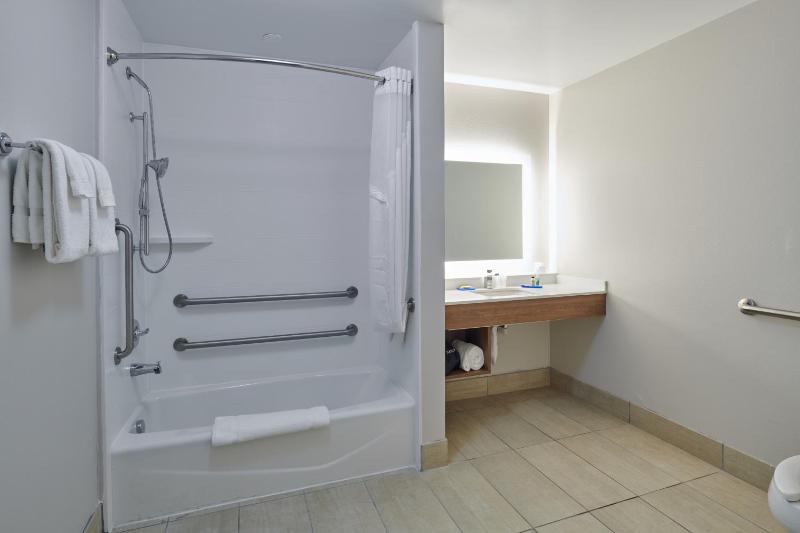 Queen Studio - Disability Access image 1