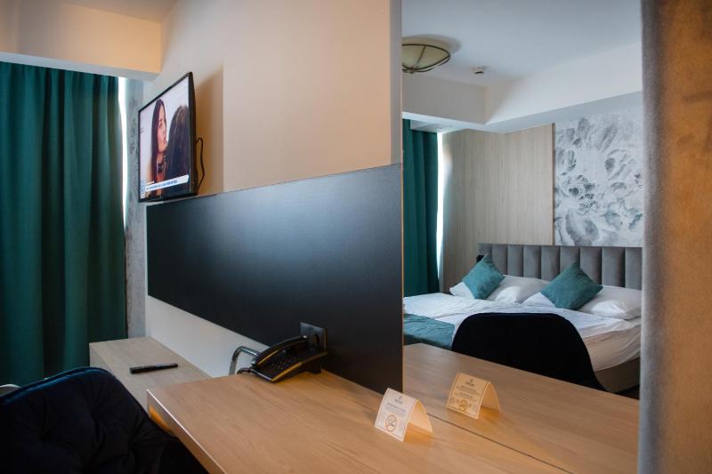 Double or Twin Room - Disability Access image 2