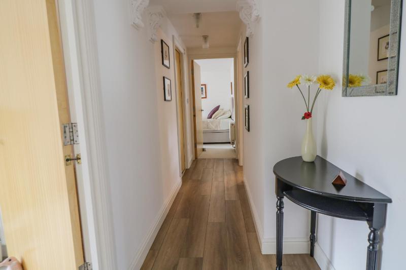 Derwentwater Apartment - image 10