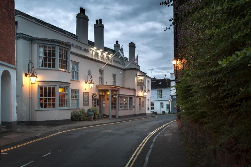Two-Bedroom Apartment image 3