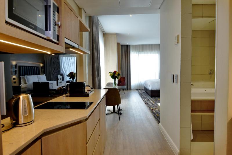 @Sandton Hotel - image 13
